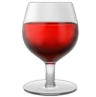 Verre de vin rouge sur fond transparent.